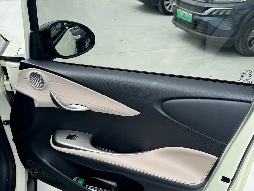 BYD Dolphin — миниатюра 9