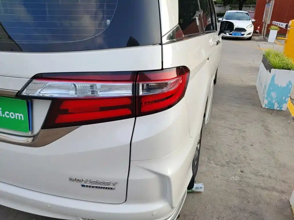 Honda Odyssey — миниатюра 8