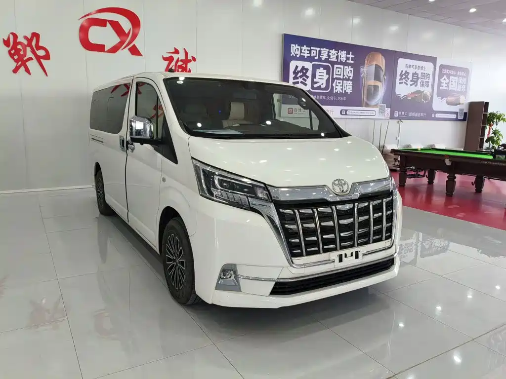 Toyota Hiace — миниатюра 3