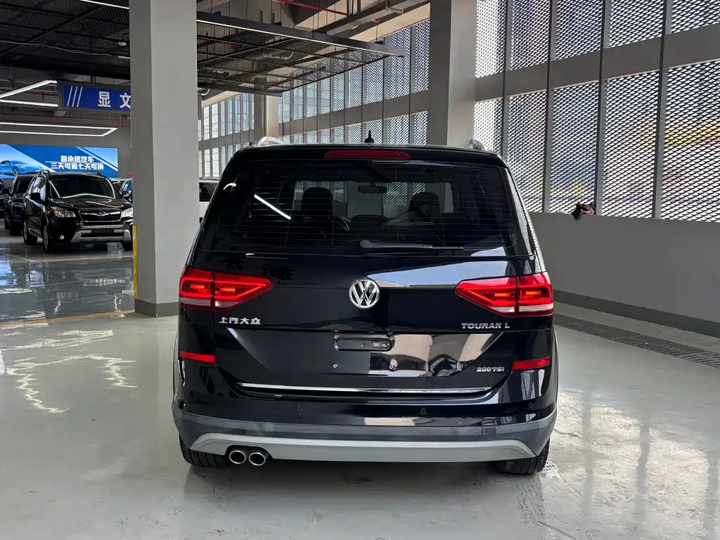 Volkswagen Touran — миниатюра 13