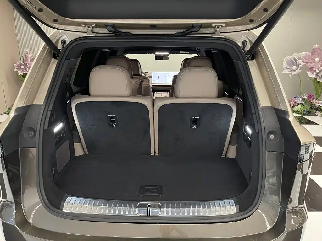 Li Auto Li L9 — миниатюра 28