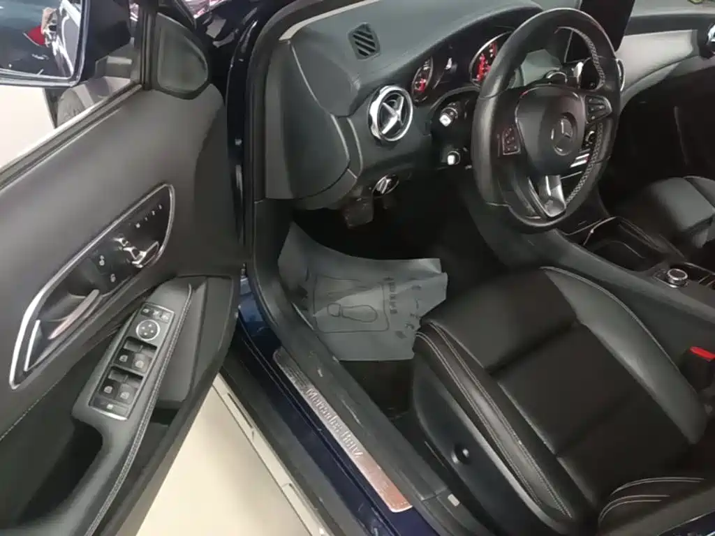 Mercedes-Benz GLA — миниатюра 16