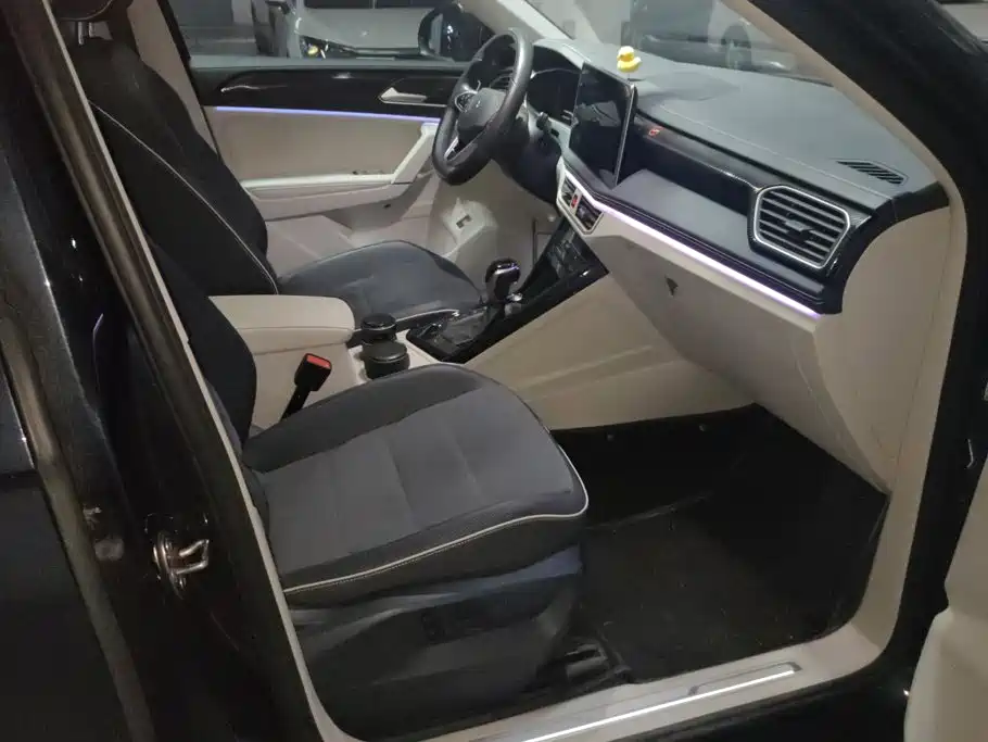 Volkswagen X — миниатюра 8