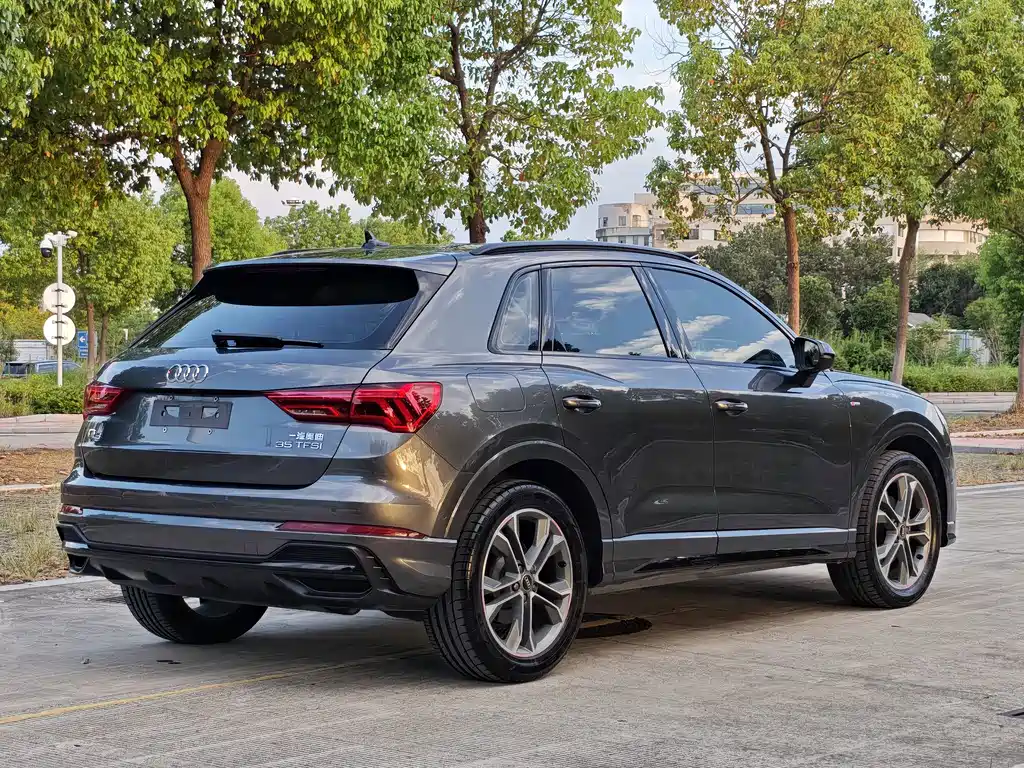 Audi Q3 — миниатюра 5
