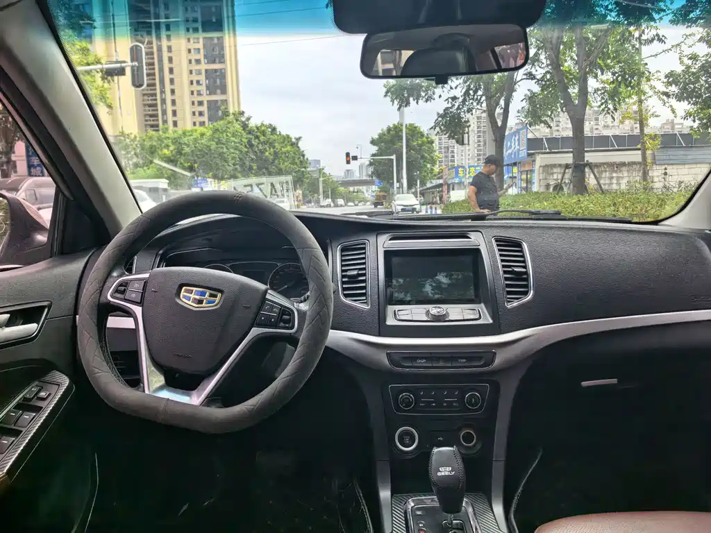 Geely Vision — миниатюра 5