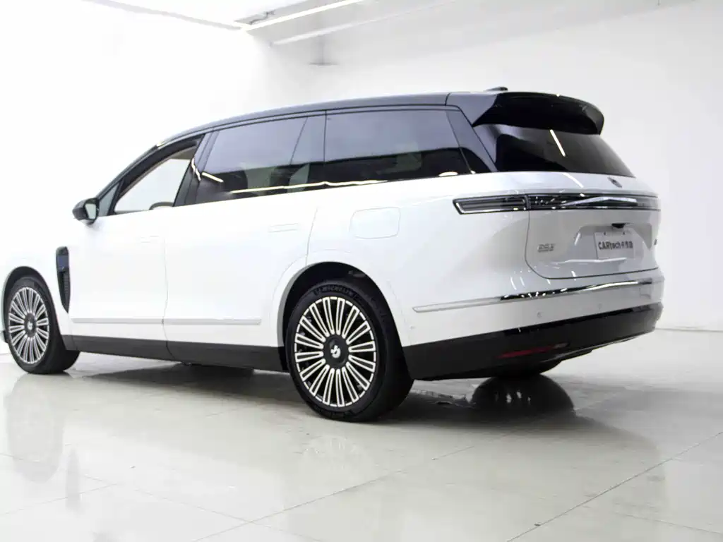NIO ES8 2026 мест Executive Luxury