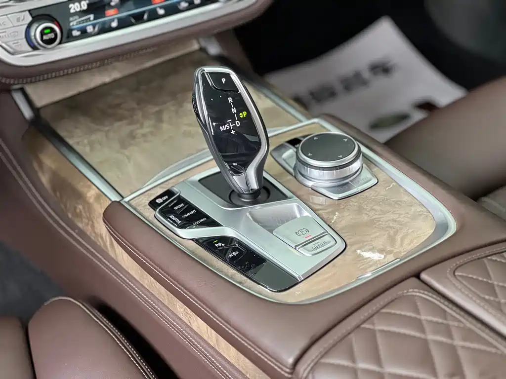 BMW 7 Series 7 2021 740Li Lead Luxury