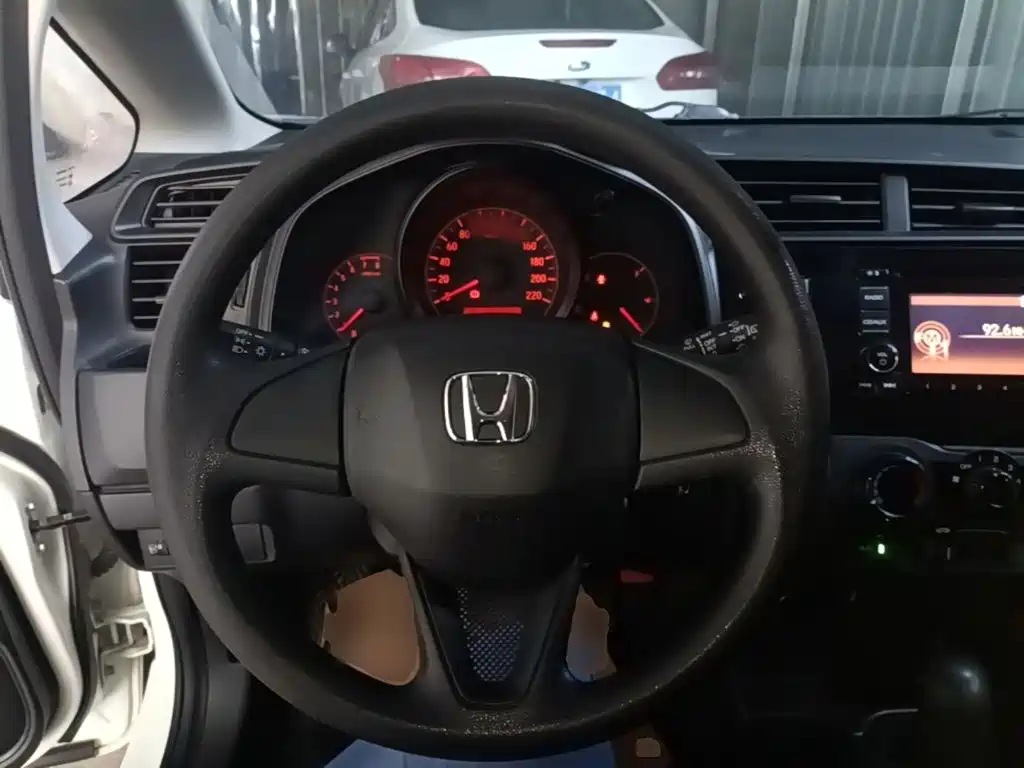 Honda Fit — миниатюра 11