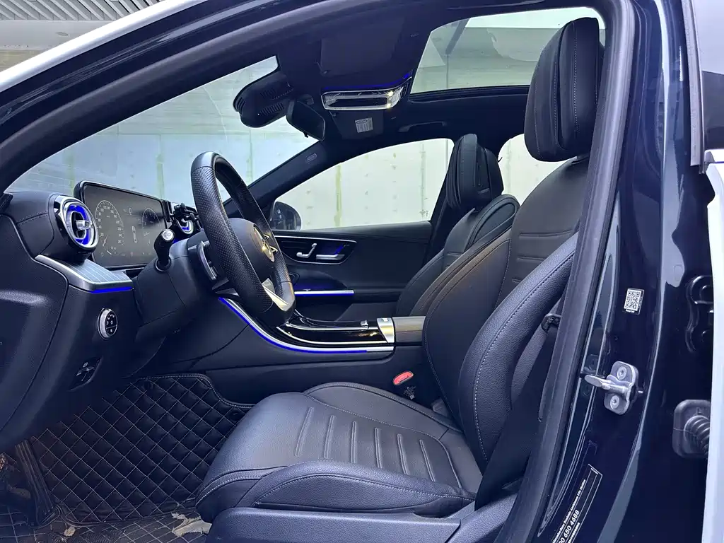 Mercedes-Benz C-Class — миниатюра 9
