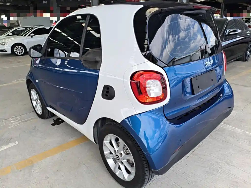 smart Smart Fortwo — миниатюра 5