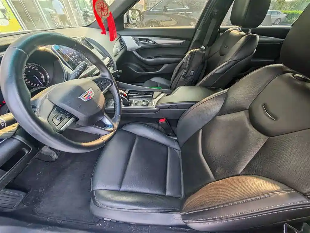 Cadillac CT5 — миниатюра 7