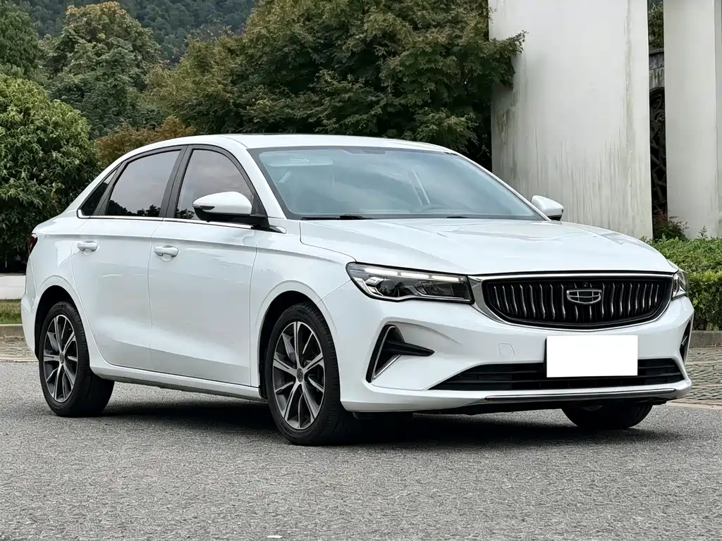 Geely Emgrand — миниатюра 3