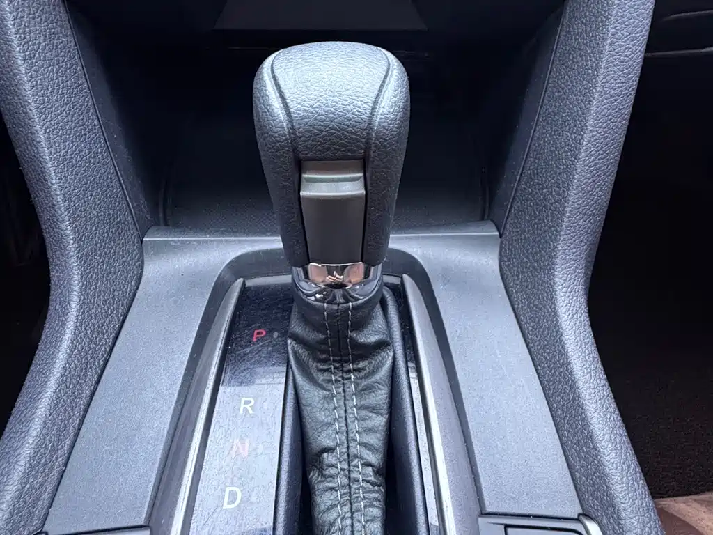 Honda Civic — миниатюра 9
