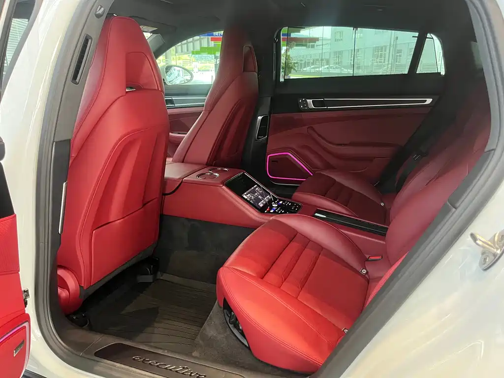 Porsche Panamera — миниатюра 7