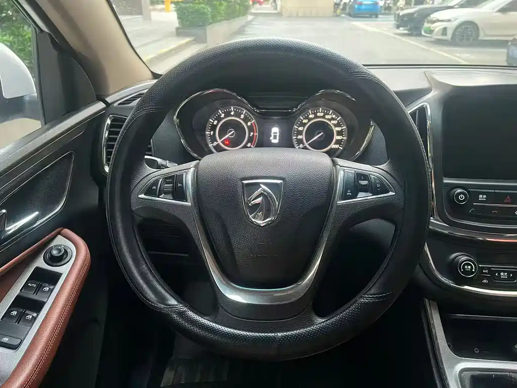 Baojun 560 — миниатюра 8