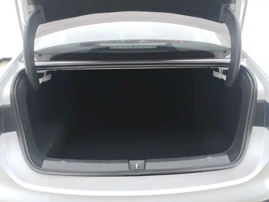 BYD Seal 05 DM-i — миниатюра 4