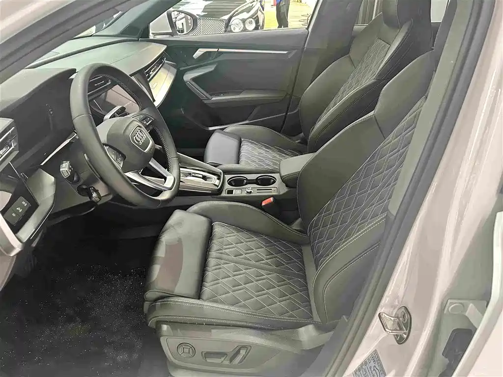 Audi A3 — миниатюра 12