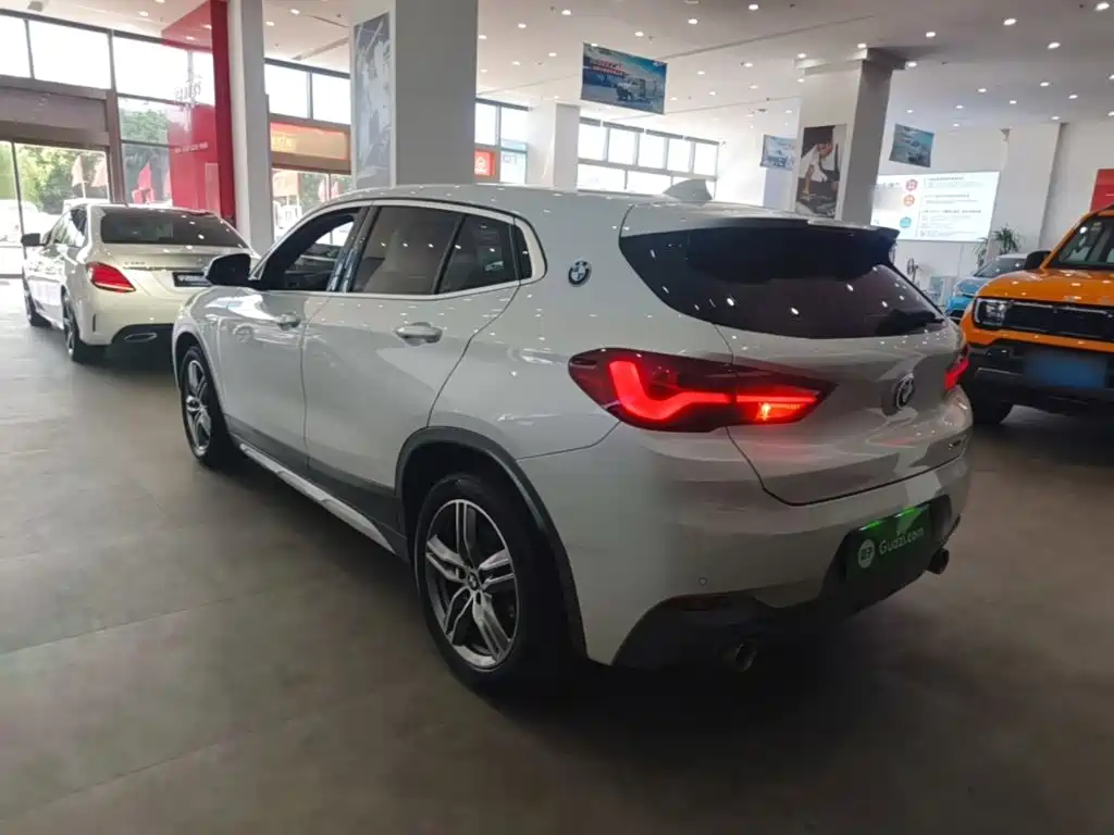BMW X2 — миниатюра 5