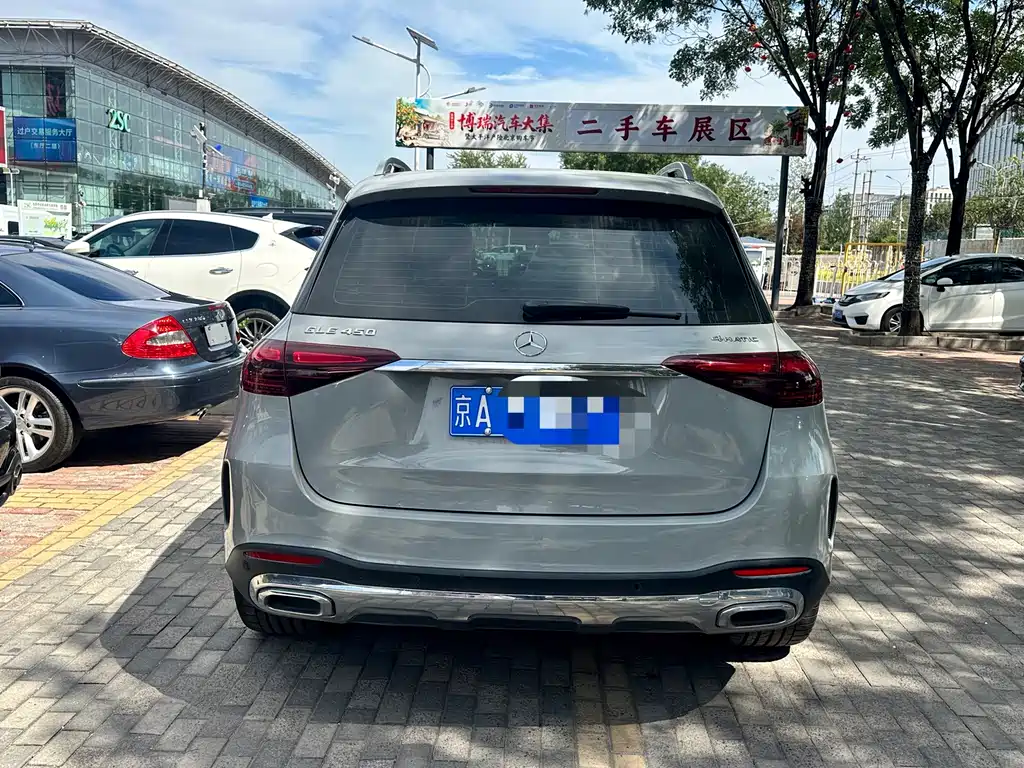 Mercedes-Benz GLE (Import) — миниатюра 9