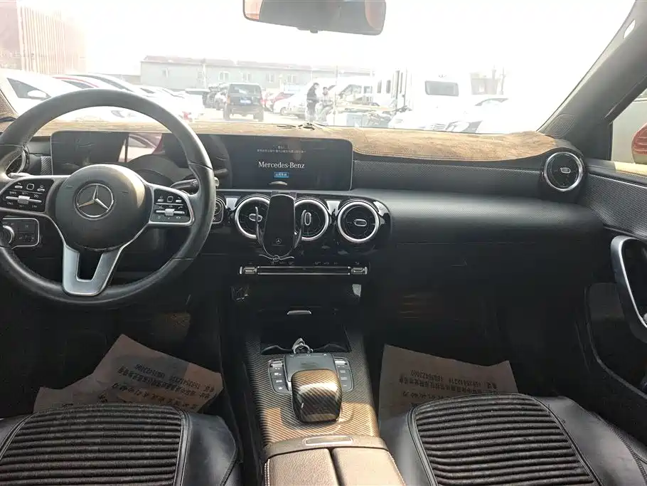 MERCEDES-BENZ A CLASS