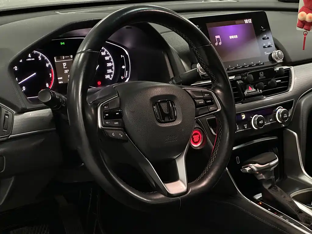 Honda Accord — миниатюра 9