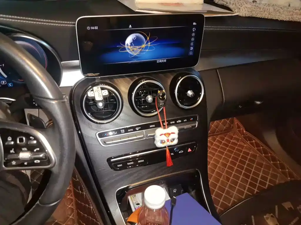 Mercedes-Benz C-Class — миниатюра 14