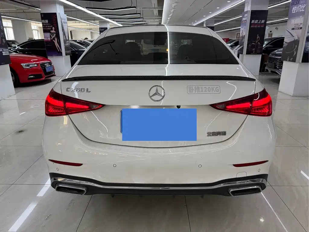 Mercedes-Benz C-Class — миниатюра 4