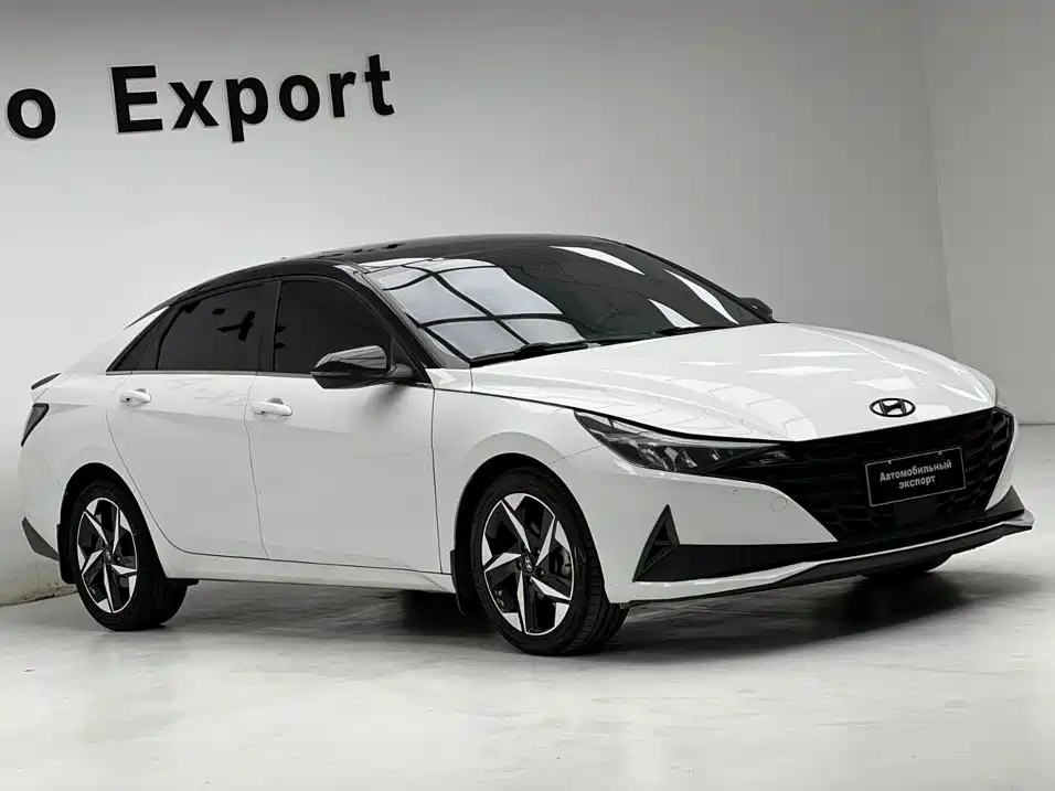 Hyundai Elantra — миниатюра 3