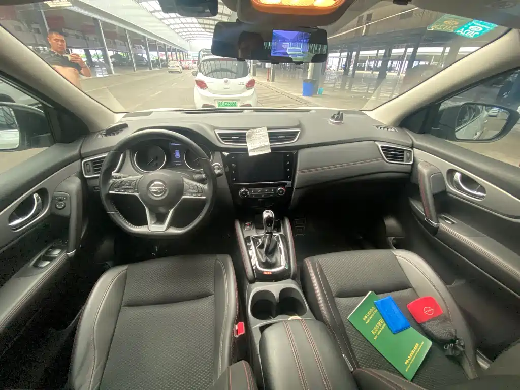 Nissan Qashqai — миниатюра 14