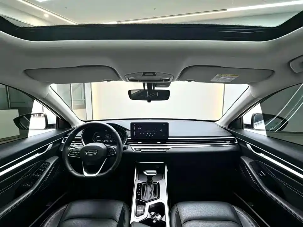 Geely Emgrand — миниатюра 3