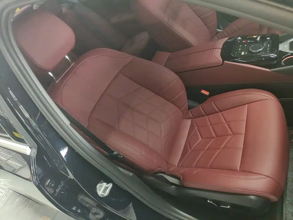 BMW 5 Series — миниатюра 25
