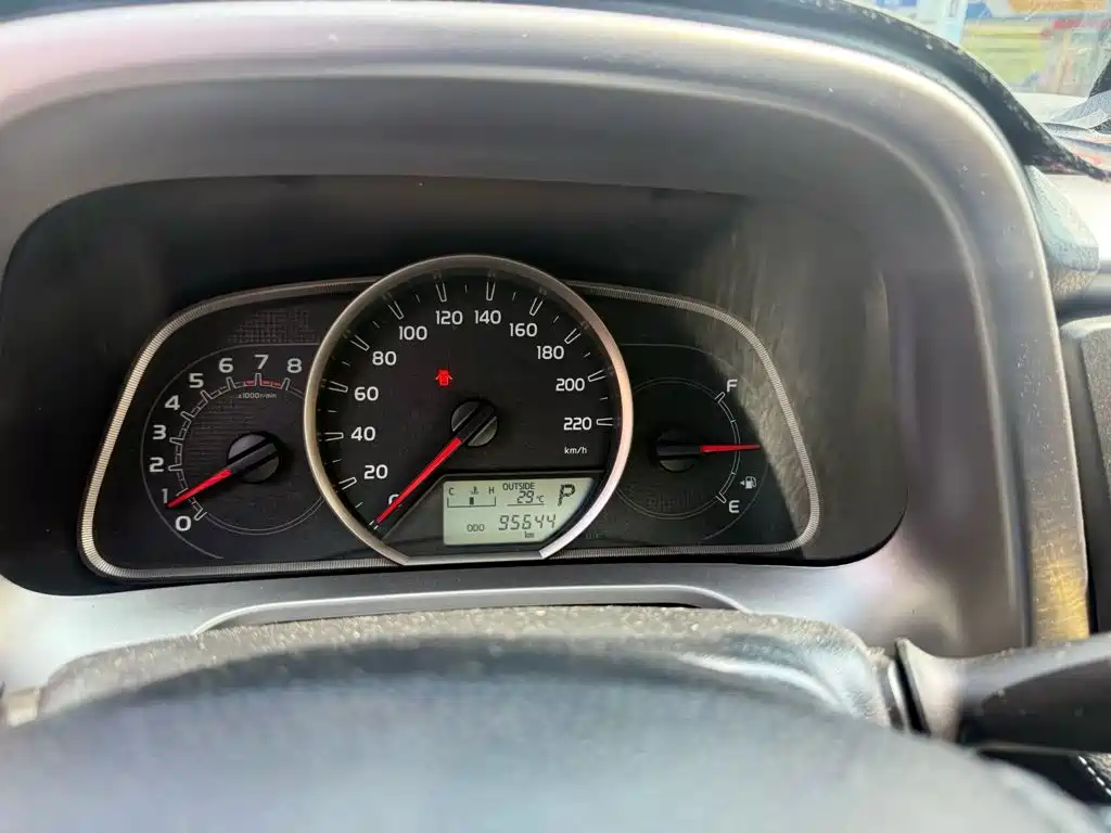 Toyota RAV4 — миниатюра 9