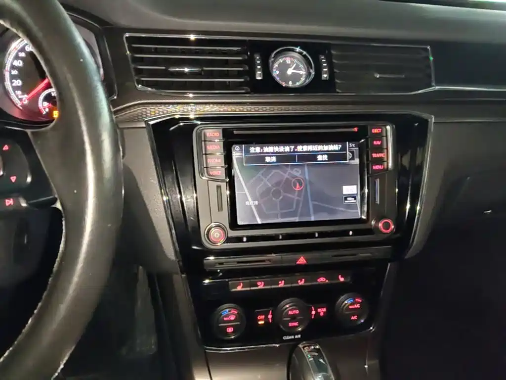 Volkswagen Passat — миниатюра 13