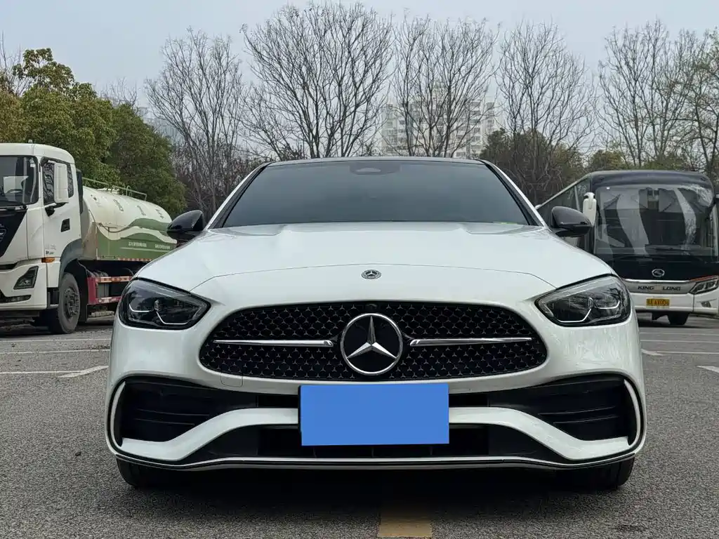 Mercedes-Benz C-Class — миниатюра 2