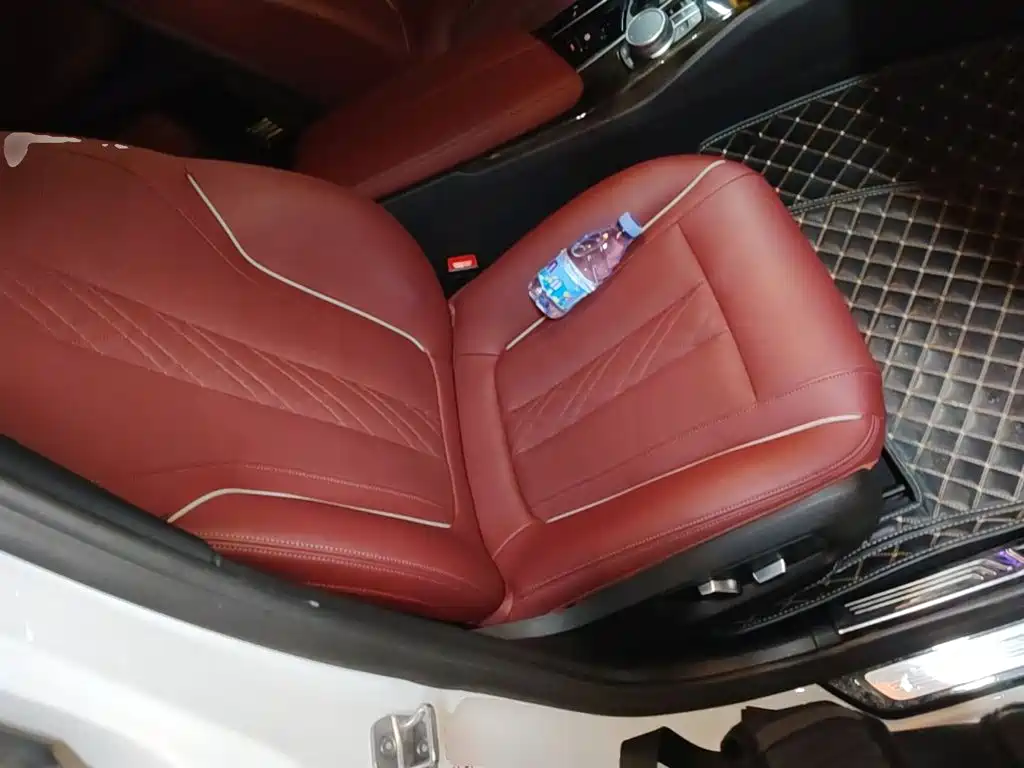 BMW 5 Series — миниатюра 25