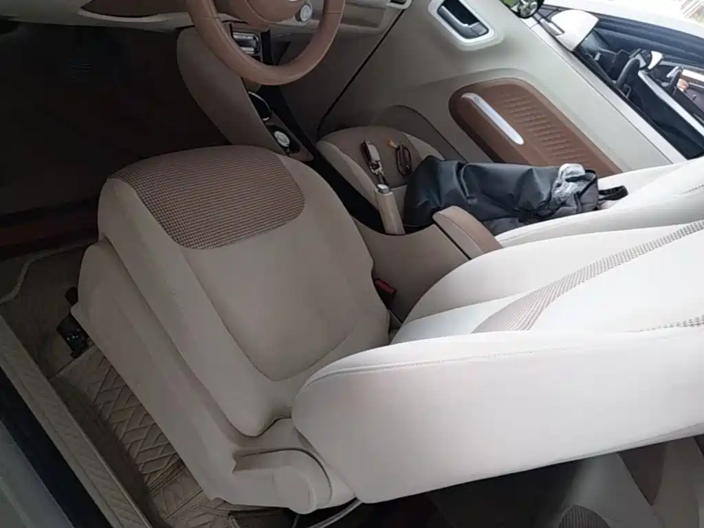 Wuling MINIEV — миниатюра 15