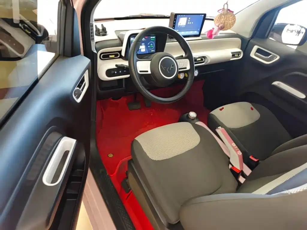 Wuling MINIEV — миниатюра 16