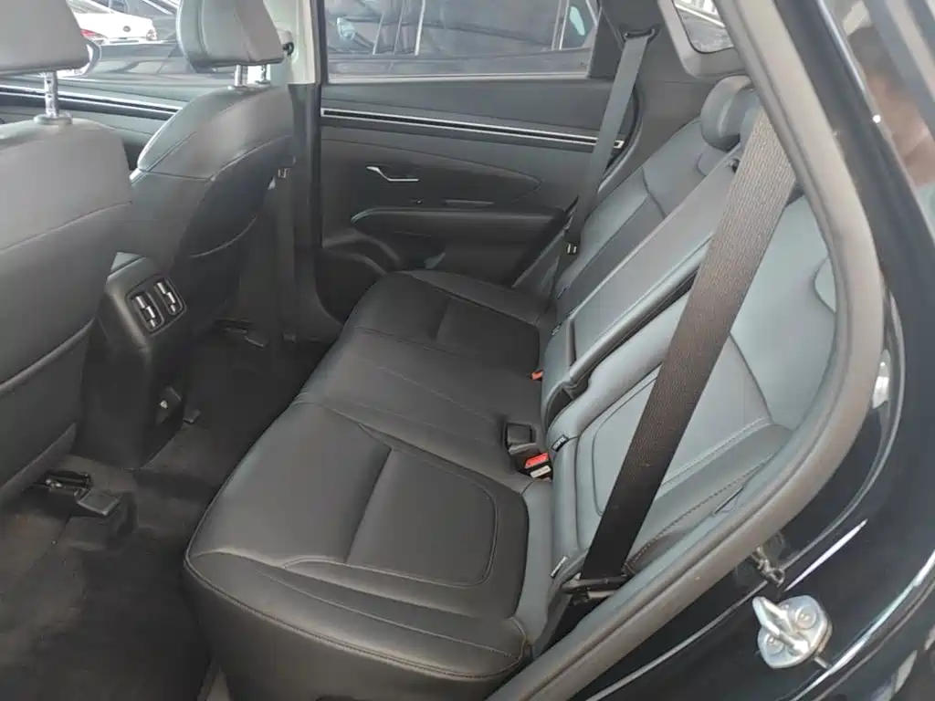 Hyundai Tucson — миниатюра 17