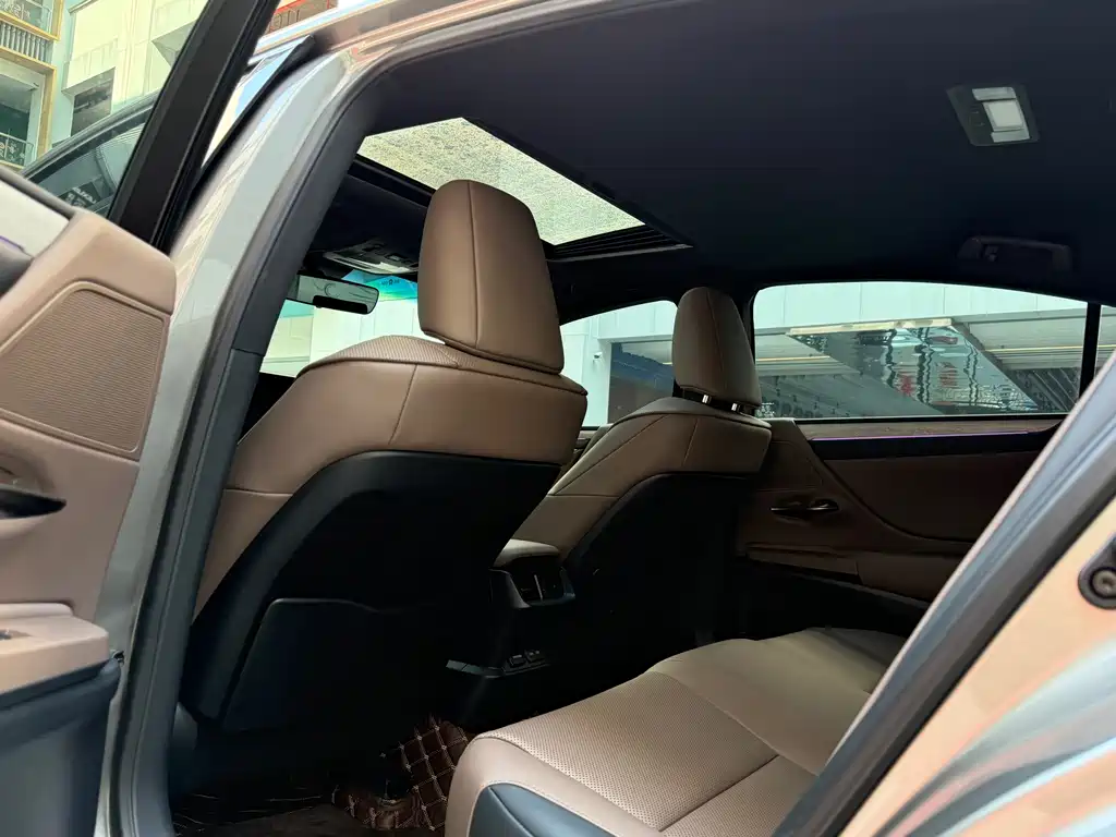 Lexus ES 200 Premium Enjoy Edition, фото 7