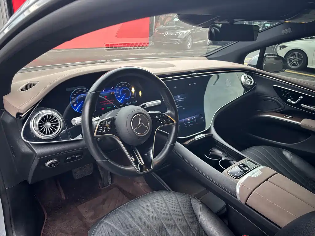 Mercedes-Benz EQS — миниатюра 7