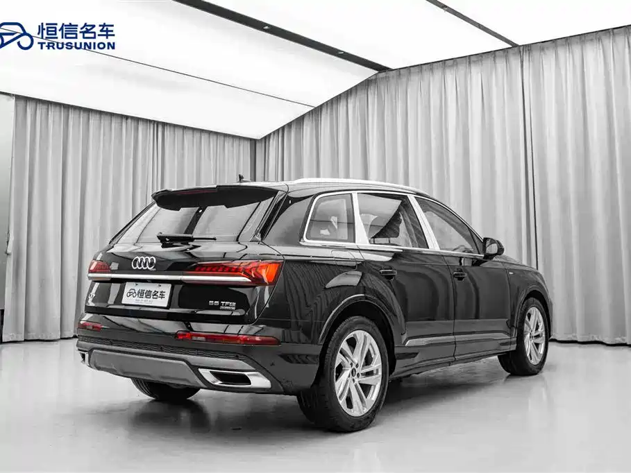 Audi Q7 2022 45 TFSI quattro S line Sport