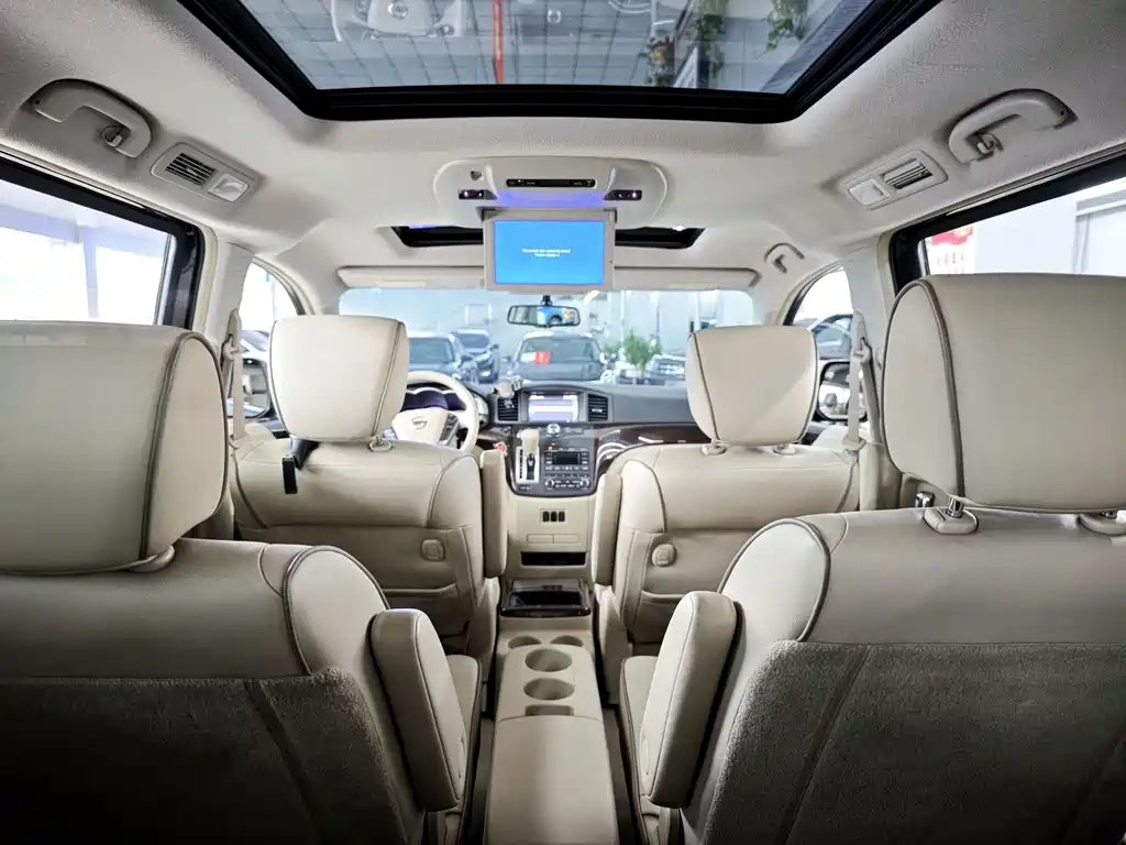 Nissan Quest — миниатюра 10
