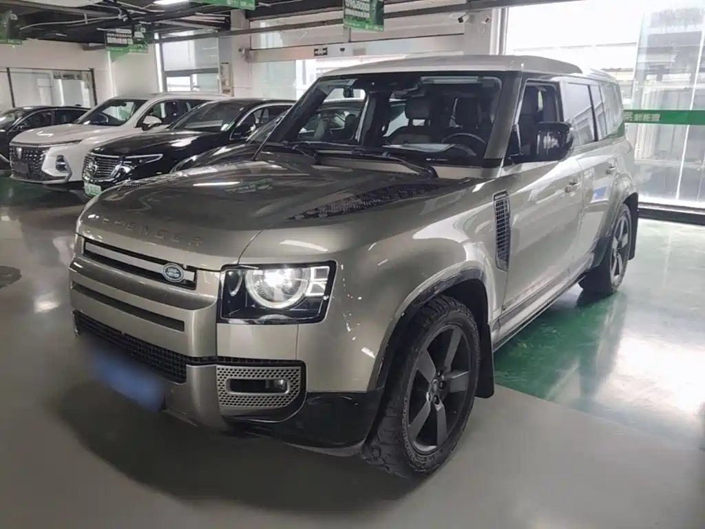 Land Rover Defender — миниатюра 2