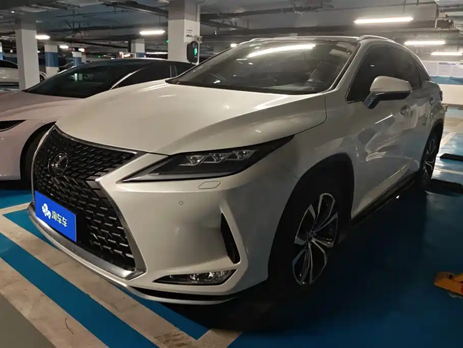 Lexus RX 2022