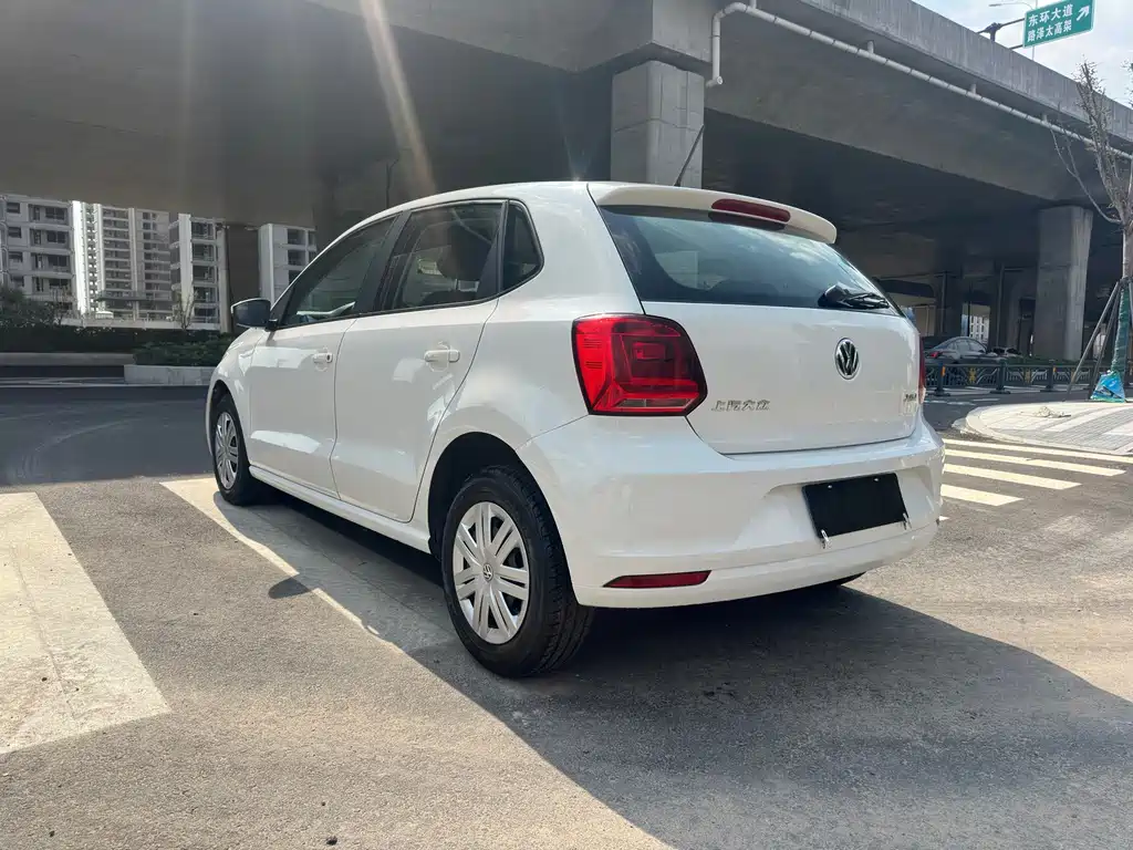 Volkswagen Polo — миниатюра 7