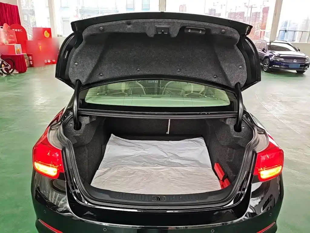 Chevrolet Malibu — миниатюра 19