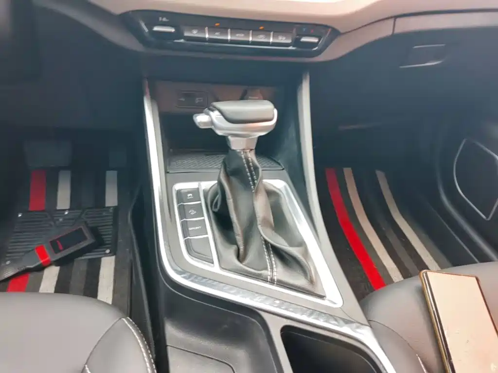 Geely Vision X3 — миниатюра 14