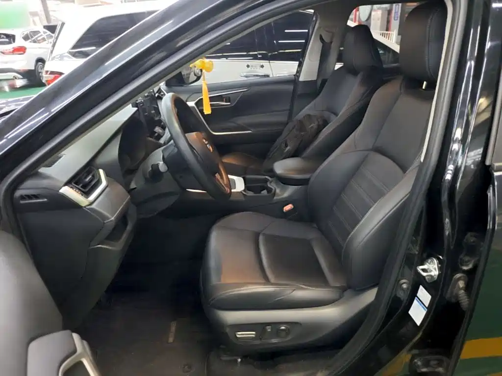 Toyota Wildlander — миниатюра 15