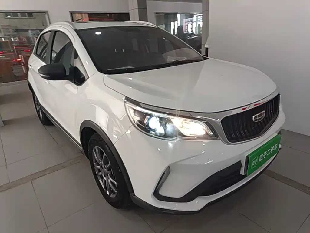 Geely Vision X3 — миниатюра 4