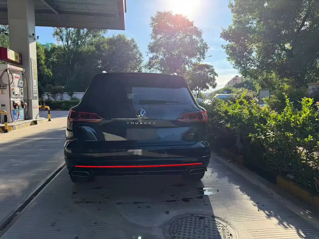 Volkswagen Touareg 2021 3.0TSI Sport